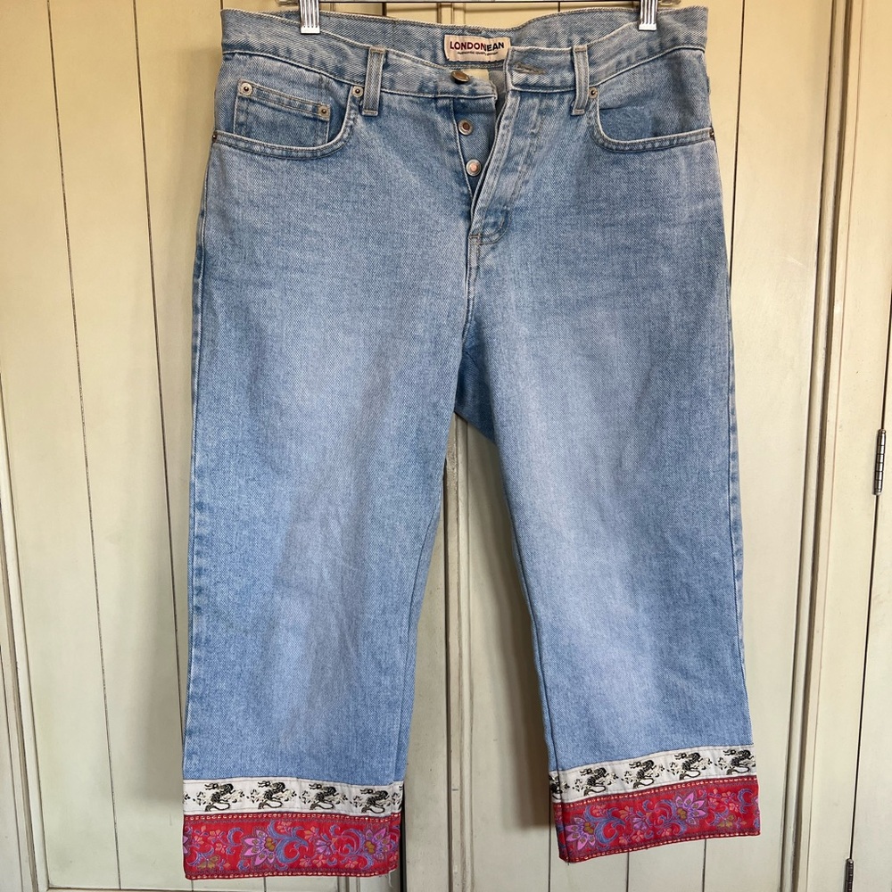 Vintage London Jean Cropped Embellished Capri Denim Jeans.